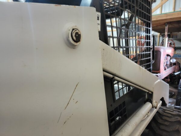 Bobcat 743 Skid Loader with bucket and forks for sale - Image 3