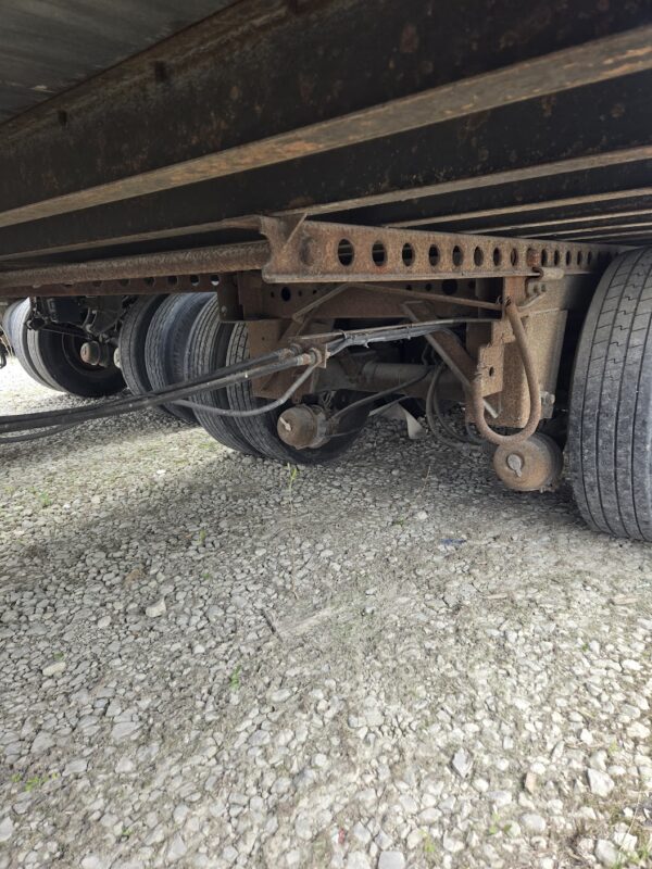2004 Hyundai 53 ft Van Trailer for sale - Image 3