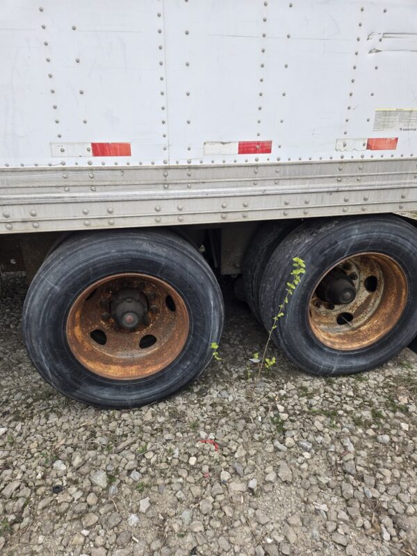 2004 Hyundai 53 ft Van Trailer for sale - Image 4